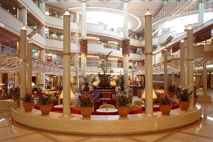 Hotel New Otani Osaka Lobby Japan and Luxury Travel Specialist Luxury Travel to Japan Izumi Ogawa Travel Agent