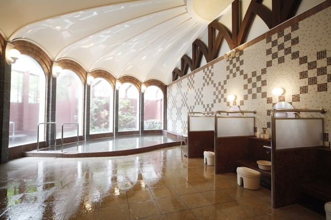 Unzen Kanko Hotel Onsen Hot Spring Japan and Luxury Travel Specialist Luxury Travel to Japan Izumi Ogawa Travel Agent vacation advisor