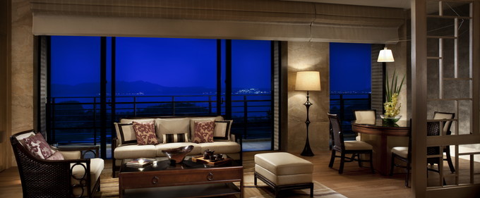 Ritz-Carlton Okinawa Presidential Suite Japan & Luxury Travel Specialist Luxury Travel to Japan Izumi Ogawa Travel Agent Vacation advisor